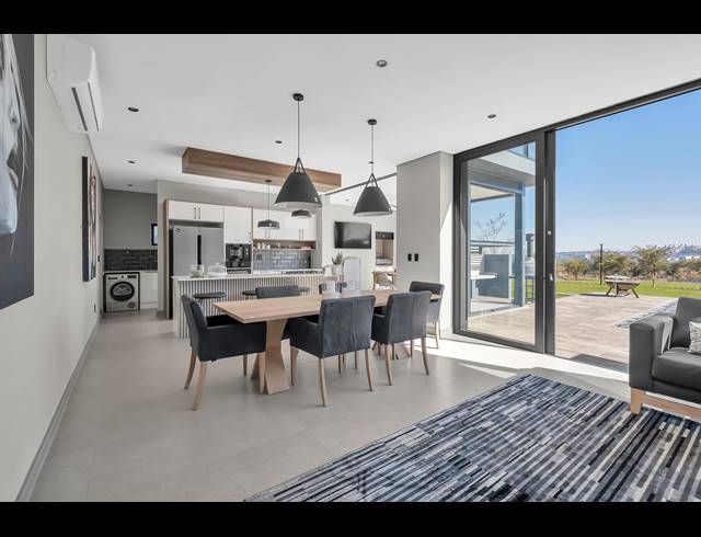 4 BEDROOM HOUSE FOR SALE IN HELDERFONTEIN ESTATE